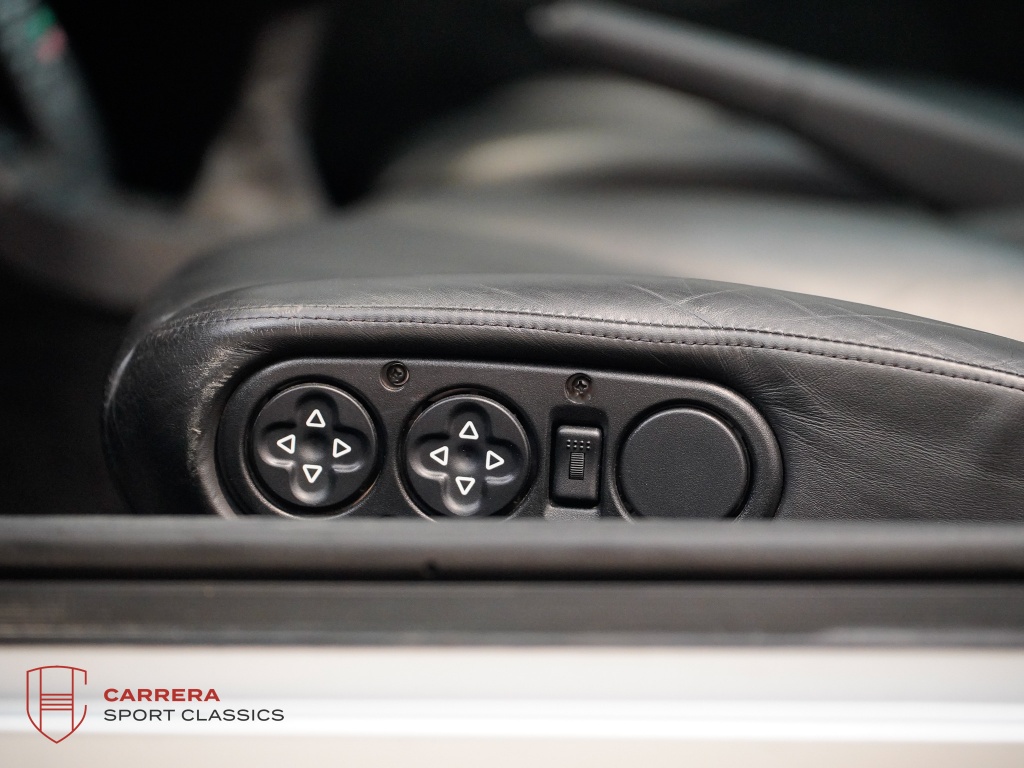 Porsche 911 993 Targa / sold 3.6 Targa / Manual / 36.000km / First paint 47660237-2.jpg | Carrera Sport Classics