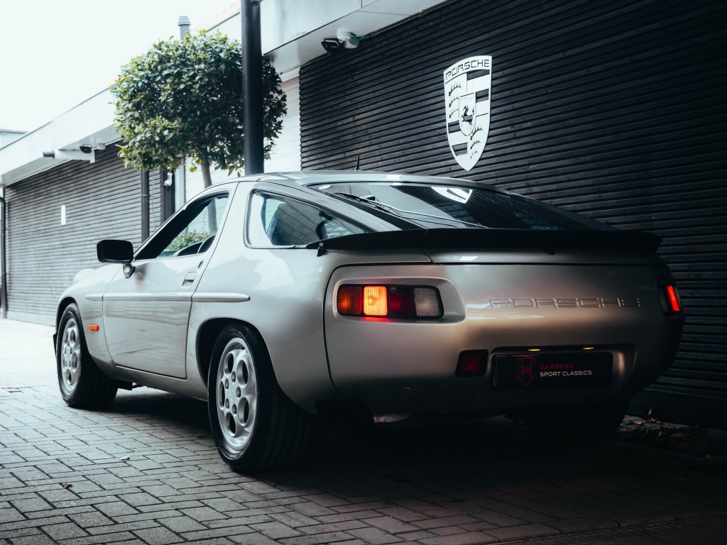 Porsche 928 S Coupé manual gearbox 4.7 S Coupé 49615149-2.jpg | Carrera Sport Classics