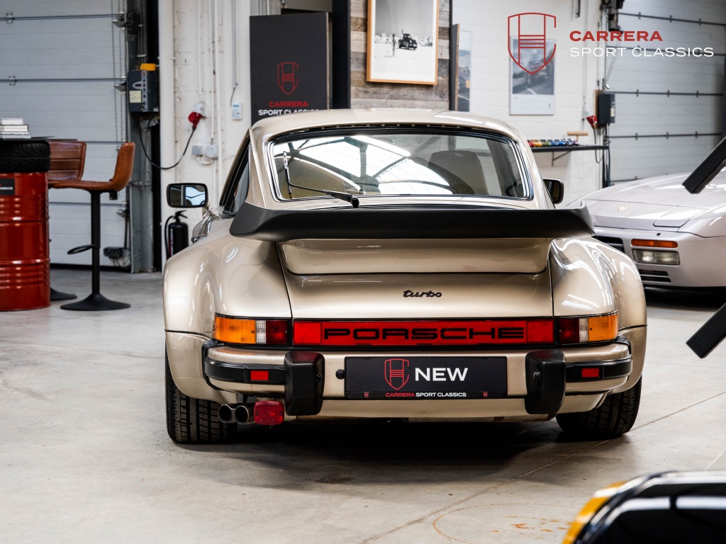 Porsche 911 930 Turbo 3.3 Turbo Coupé / Sonderwunsch interior / full history / 95% fir 51510851-2.jpg | Carrera Sport Classics